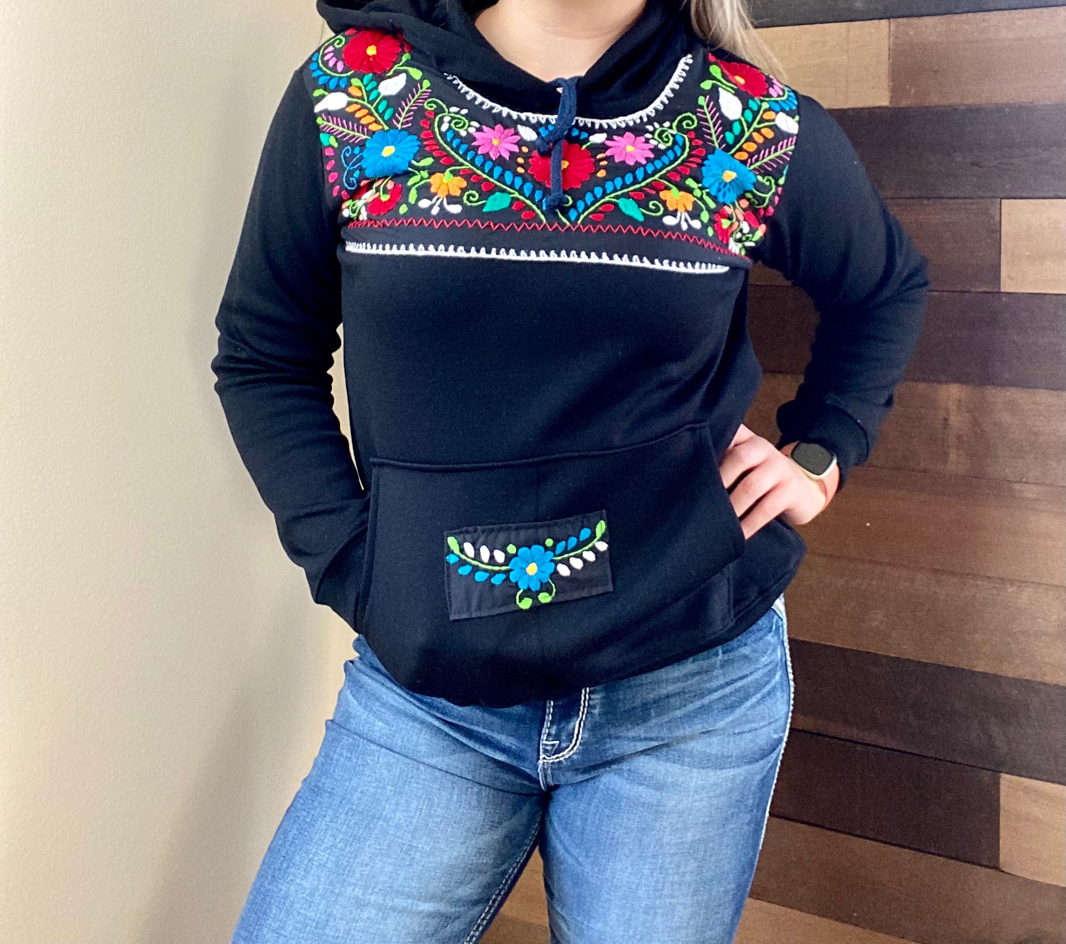 Flora Pullover - Black